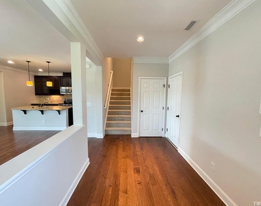 1454 Glenwater Drive - Photo Thumbnail 3