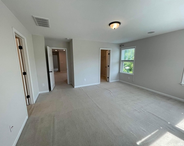 1454 Glenwater Drive - Photo Thumbnail 16
