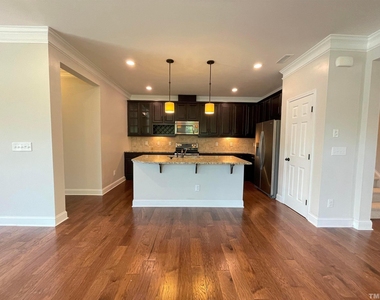 1454 Glenwater Drive - Photo Thumbnail 7