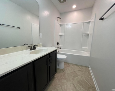 1454 Glenwater Drive - Photo Thumbnail 15