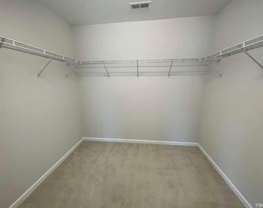 1454 Glenwater Drive - Photo Thumbnail 20
