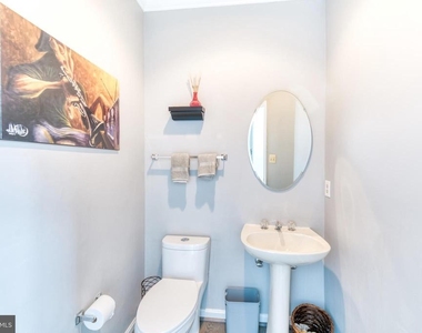 8911 Dangerfield Place - Photo Thumbnail 26