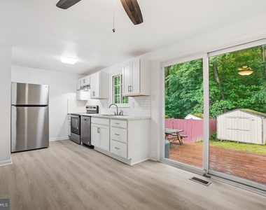 10214 Millstream Drive - Photo Thumbnail 7