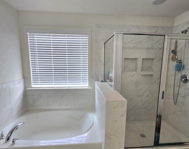 307 Crusaders Drive - Photo Thumbnail 25