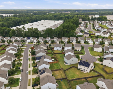 307 Crusaders Drive - Photo Thumbnail 28
