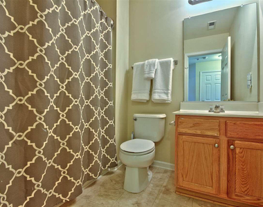 131 Anterbury Drive - Photo Thumbnail 13