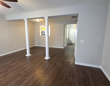 131 Anterbury Drive - Photo Thumbnail 9