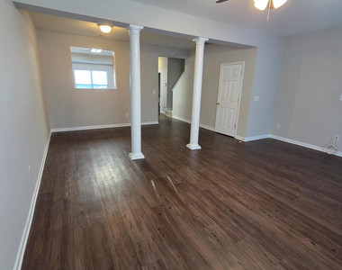 131 Anterbury Drive - Photo Thumbnail 8