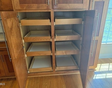 1005 Pearson Farms Road - Photo Thumbnail 14