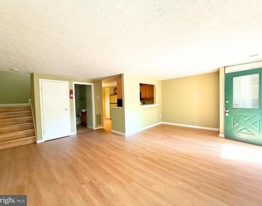 13331 Demetrias Way - Photo Thumbnail 3
