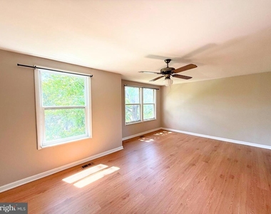 13331 Demetrias Way - Photo Thumbnail 10