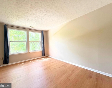 13331 Demetrias Way - Photo Thumbnail 13