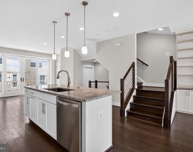 5138 Longstone Way - Photo Thumbnail 11