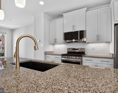 5138 Longstone Way - Photo Thumbnail 9