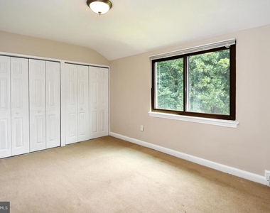 9607 Dilston Road - Photo Thumbnail 18