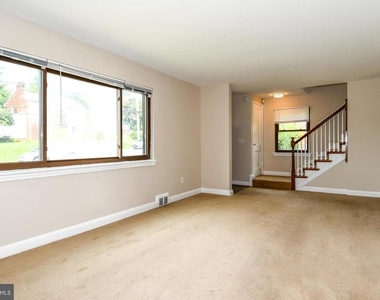 9607 Dilston Road - Photo Thumbnail 3