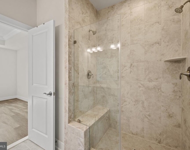 148 Stowe Drive - Photo Thumbnail 23