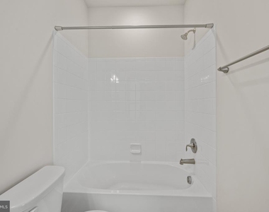 148 Stowe Drive - Photo Thumbnail 33