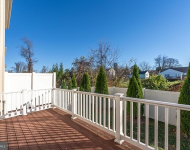 3223 Clear Spring Drive - Photo Thumbnail 14