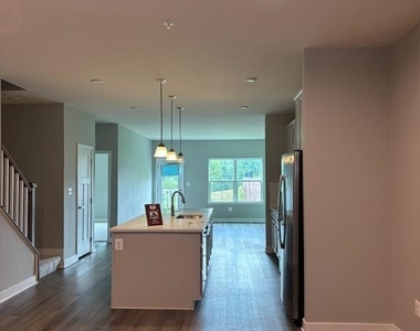 3143 Strasbaugh Drive - Photo Thumbnail 2