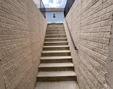 9867 Selkie Lane - Photo Thumbnail 32