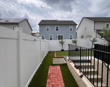 9867 Selkie Lane - Photo Thumbnail 2