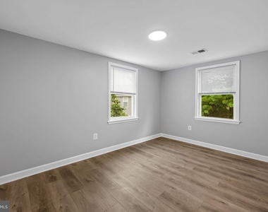 1520 Dorchester Avenue - Photo Thumbnail 15