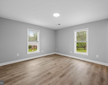 1520 Dorchester Avenue - Photo Thumbnail 27
