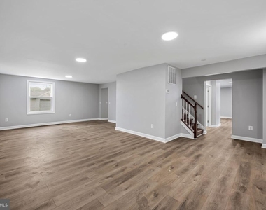 1520 Dorchester Avenue - Photo Thumbnail 6