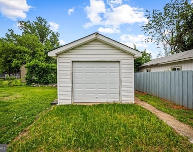 1520 Dorchester Avenue - Photo Thumbnail 40