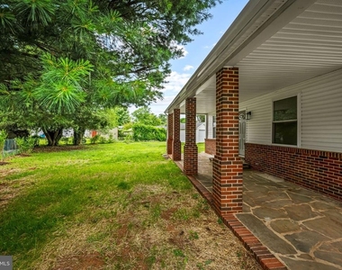 1520 Dorchester Avenue - Photo Thumbnail 35