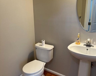 4825 Buxton Circle - Photo Thumbnail 8