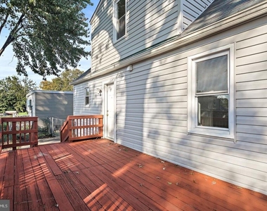 423 Ingleside Avenue - Photo Thumbnail 15