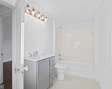 423 Ingleside Avenue - Photo Thumbnail 13