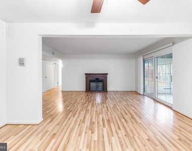 428 Montemar Avenue - Photo Thumbnail 6