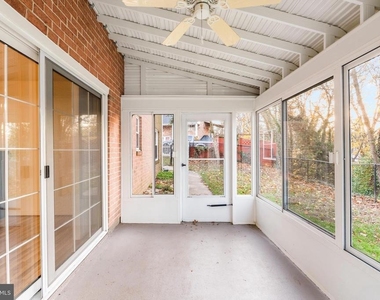 428 Montemar Avenue - Photo Thumbnail 10
