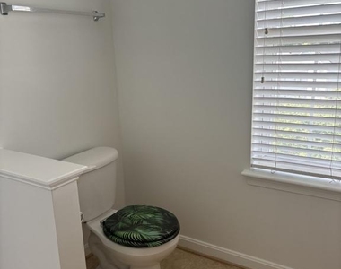 594 Hopkins Landing Drive - Photo Thumbnail 24