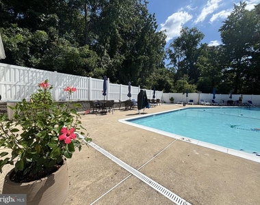 594 Hopkins Landing Drive - Photo Thumbnail 31