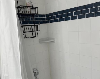1529 N Bond Street - Photo Thumbnail 26