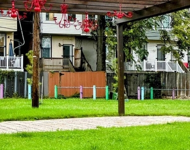 1529 N Bond Street - Photo Thumbnail 52