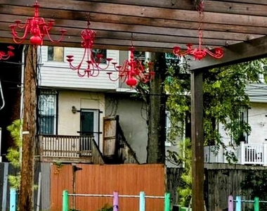 1529 N Bond Street - Photo Thumbnail 51