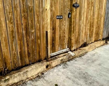 1529 N Bond Street - Photo Thumbnail 69