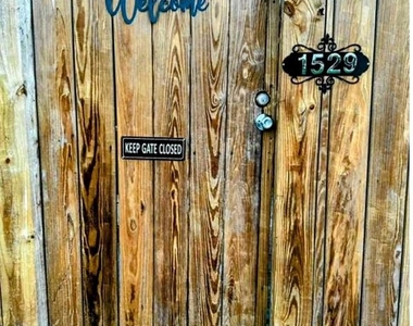 1529 N Bond Street - Photo Thumbnail 55