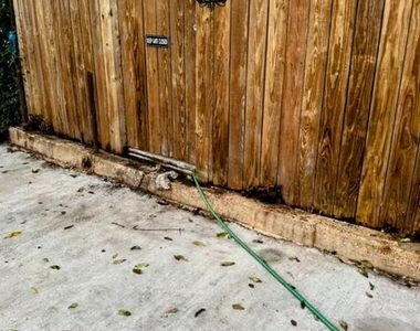 1529 N Bond Street - Photo Thumbnail 54