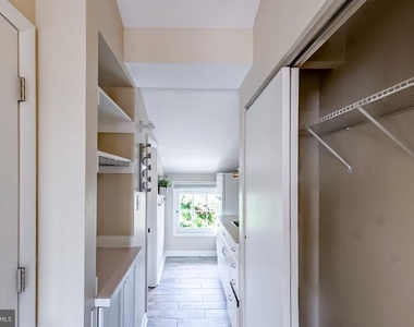 13 E Henrietta Street - Photo Thumbnail 15
