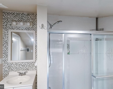 13 E Henrietta Street - Photo Thumbnail 22