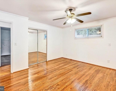 5720 Rockspring Road - Photo Thumbnail 32