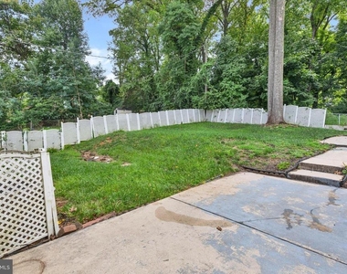 5720 Rockspring Road - Photo Thumbnail 20