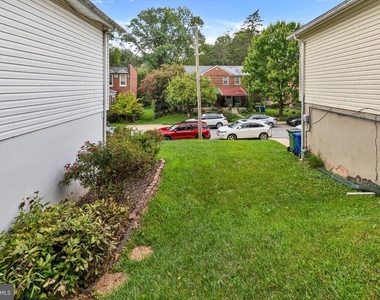 5720 Rockspring Road - Photo Thumbnail 17