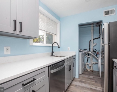 719 Cotter Road - Photo Thumbnail 6